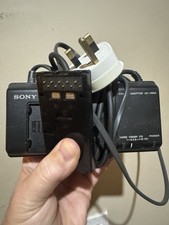 Genuine SONY AC-V60A, AC Power Adaptor HandyCam Camcorder Battery Charger