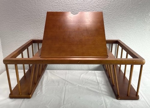 Vtg wooden bed - wooden,