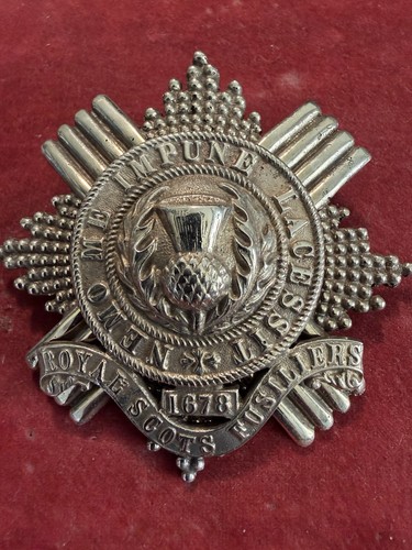 Pipers bonnet badge 1st - bonnet,