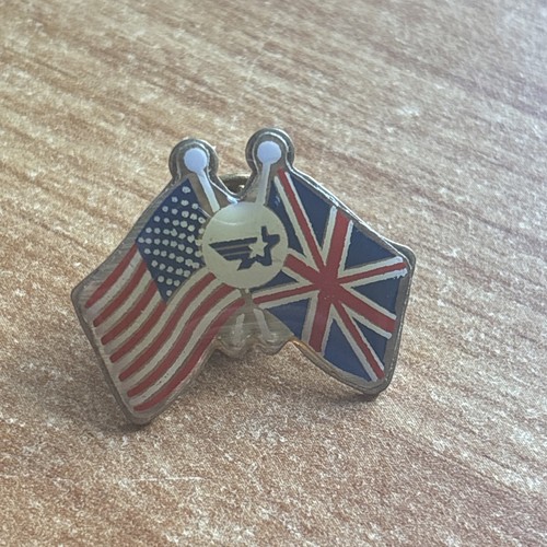 Airline metal badge usa and - usa,