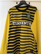2011/12 Celtic Bumblebee Away