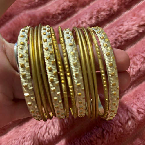 Gold tone metal stackable - metal,
