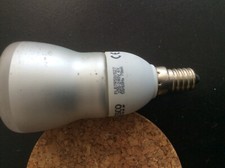 energy saving bulb 6w  240V small edison screw surplus to requirements. (boxl)