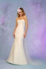 Benjamin Roberts SizE 12 5508 Ivory wedding dress