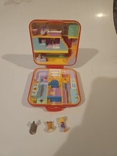 1989 Vintage Polly Pocket Town House Including Doll And Cat