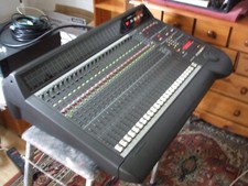 Mackie D8b Version 5.1 mixer + HDR/MDR 24/96 recorder + FIRMWARE & BIOS Upgrades