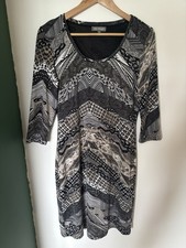Tina Taylor size small grey