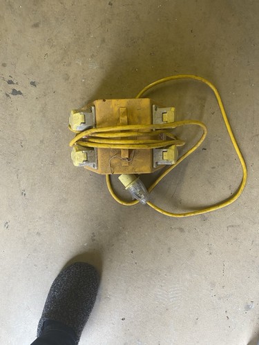 110volt four way - splitter, box