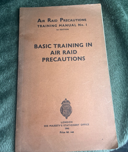 Ww2 basic training manual - basic,