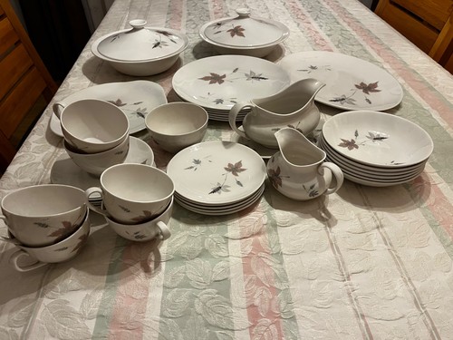 Royal doulton tumbling - royal,