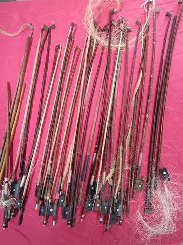 Antique vintage violin bows - bows, 20
