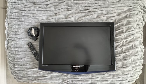 Samsung le32r73bd lcd black - le32r73bd,
