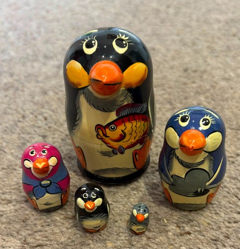 Hand painted penguin holding - painted,