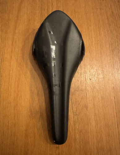 Fizik arione black - fizik, vs