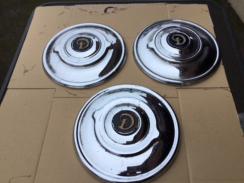 Daimler 250 hub caps x - daimler,