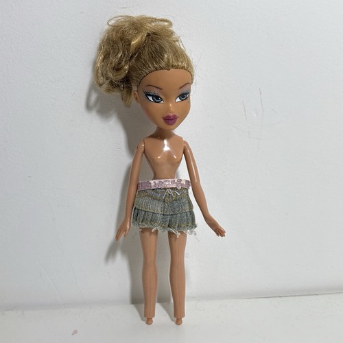 Bratz yasmin step out - out, fashion