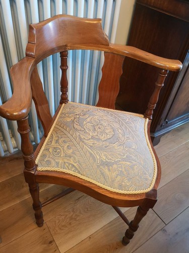 Captains chair - captains,