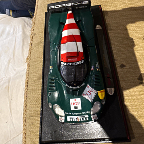 Maisto porsche 911 - porsche, gt1