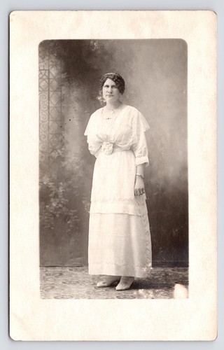 C1910 lady white wedding - lady,
