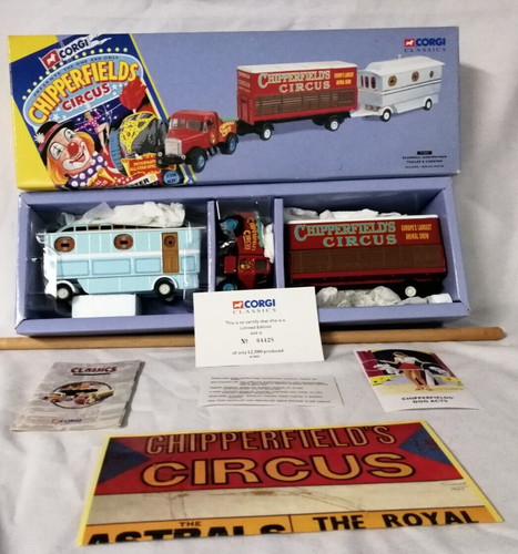 Corgi chipperfield circus - corgi,