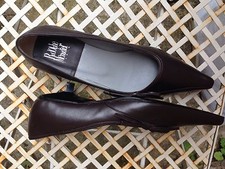 Ladies Shoes.UK 4. NEW