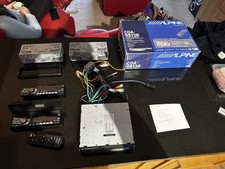 Alpine CDA-9813R car radio stereo rare *working* 