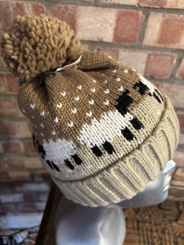 Chunky knitted sheep design