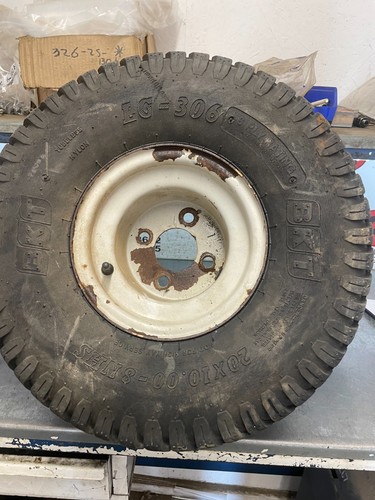 Rear stud wheel 20x10 - 4,