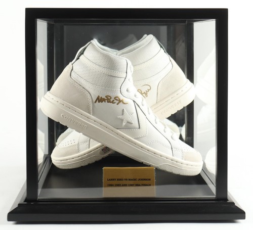 Autographed magic johnson - johnson, &