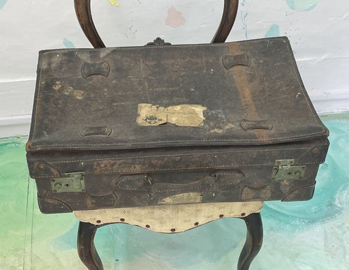 Antique vintage leather - antique/vintage,