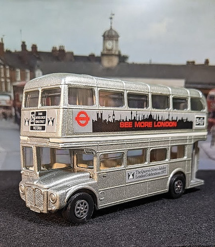 Corgi classics silver - classics, lt