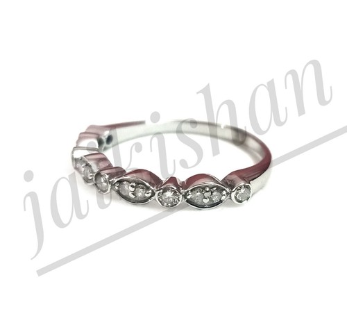Sparkly pave diamond - sparkly,