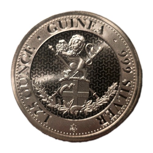 Silver standing lion - oz,