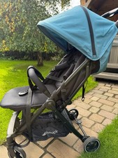 Hauck Compact Travel Pram