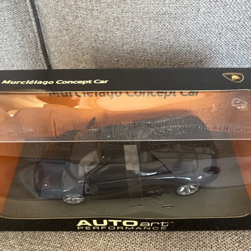 Autoart performance 18 - autoart,
