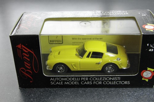 7077 ferrari 250 - 1/43,