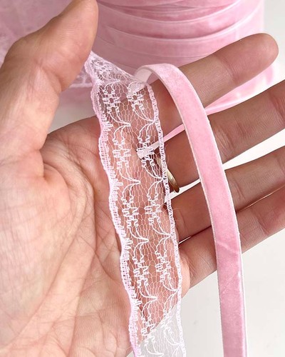 Pink - (2,