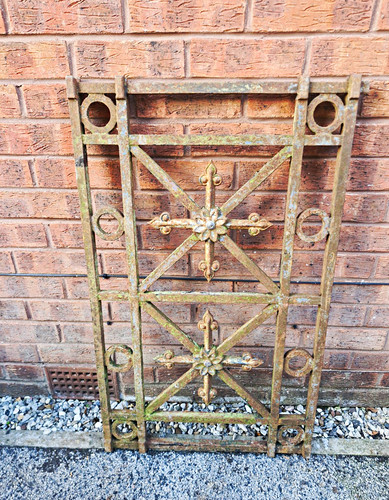 Decorative victorian cast - cast, iron