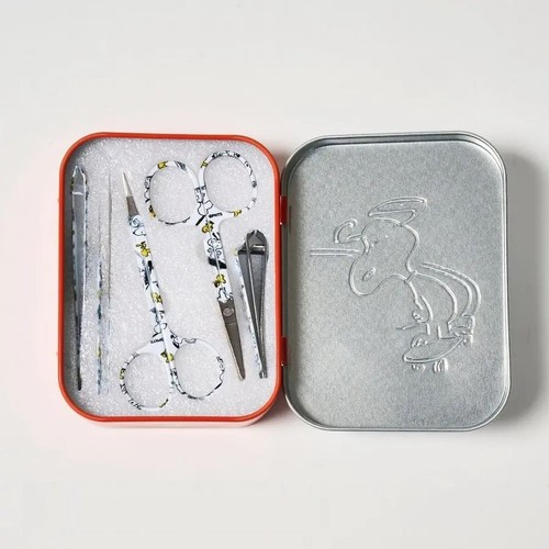 Peanuts snoopy manicure kit - peanuts,