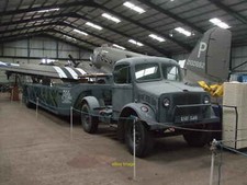 Photo 6x4 Bedford OX Tractor