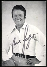 Musician Max Greger in Light