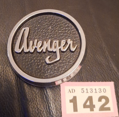 Hillman avenger car badge - hillman,