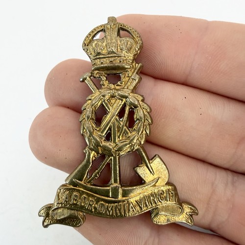 British military cap badge - military,