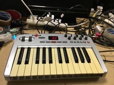 M-Audio Keyboard Oxygen 8 - Not Fully Tested