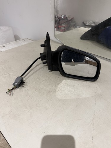 Driver side wing mirror ford - driver,