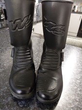 Ladies W2MOTORCYCLE Boots Black Size 4. Worn Several Times With a few tiny marks