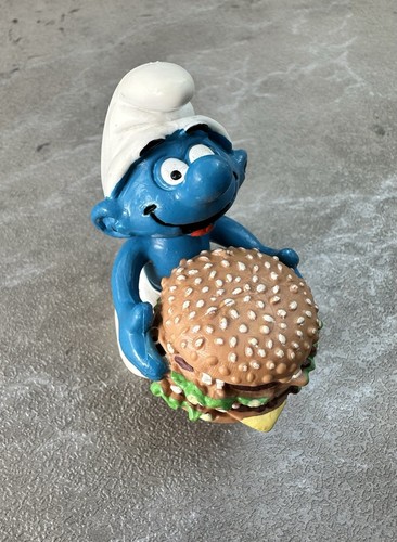 Smurf with big - smurf,