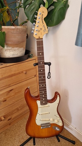 Near mint fender american - [near,