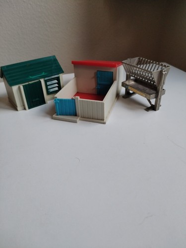 Vintage britains farm pig sty - vintage,