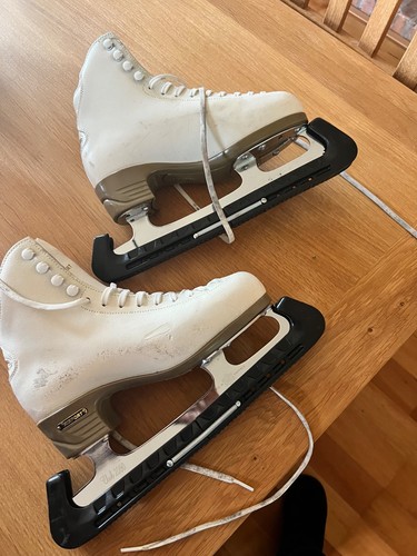 Ice skating boots 245mm - ice, size